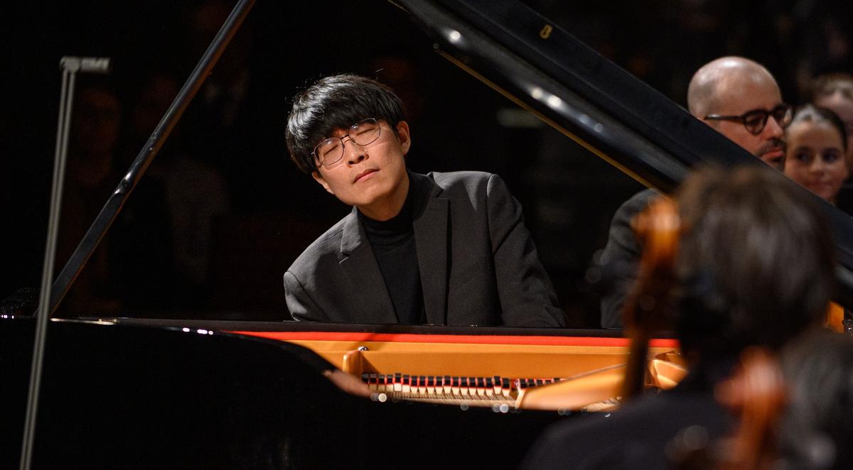 Pin-Hong Lin